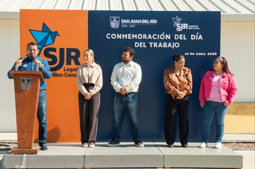 Para fortalecer a las familias es fundamental apostar por la educación: Roberto Cabrera