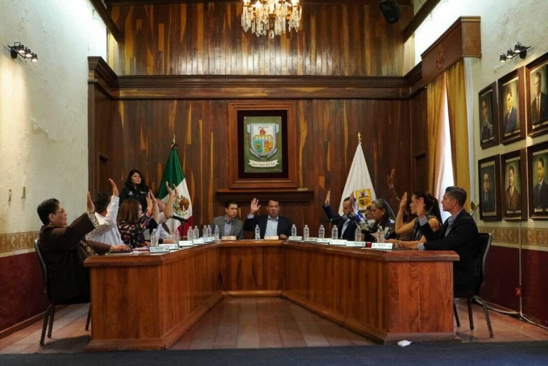 Aprueban 10 mil becas escolares para primaria y educación especial en San Juan del Río