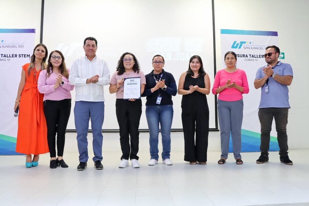 Clausuran actividades del Club STEM en la UT San Juan