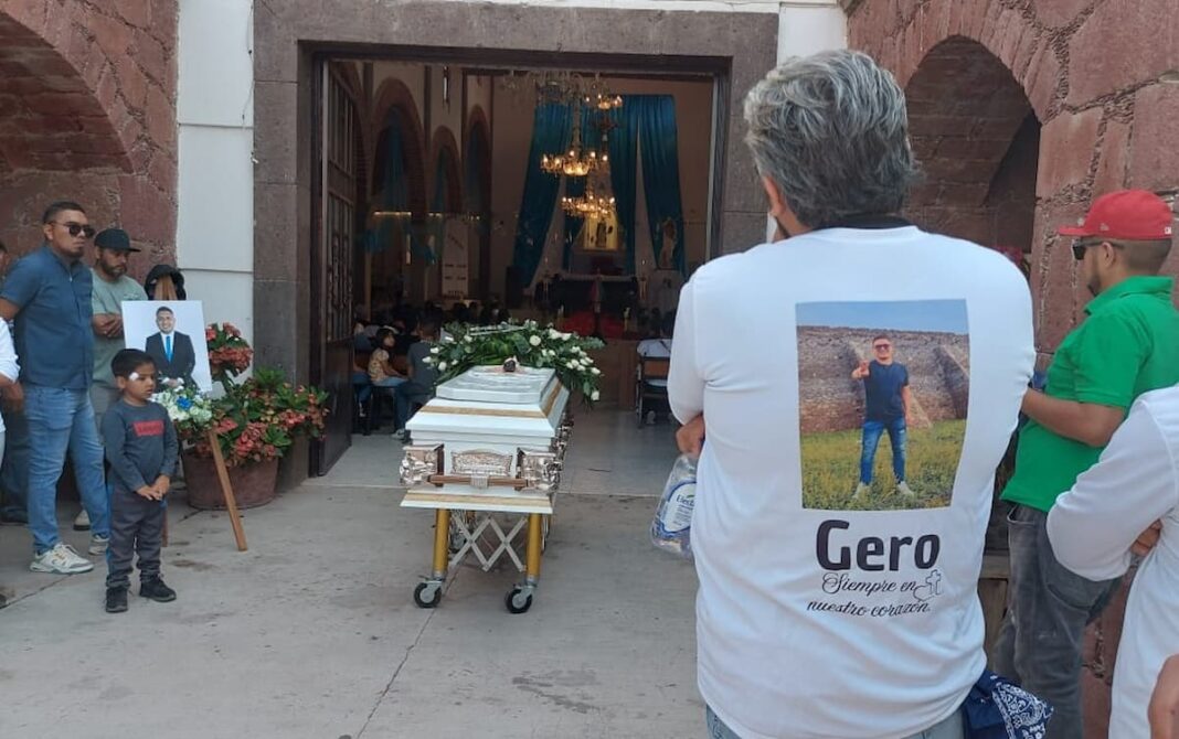 Despedida multitudinaria para Germán Sánchez en El Rosario, SJR