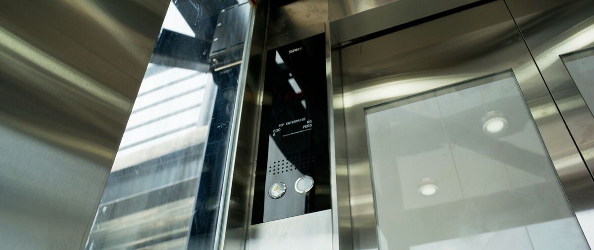 En funcionamiento nuevos elevadores de la estación Universidad en Paseo 5 de Febrero 1 En funcionamiento nuevos elevadores de la estación Universidad en Paseo 5 de Febrero