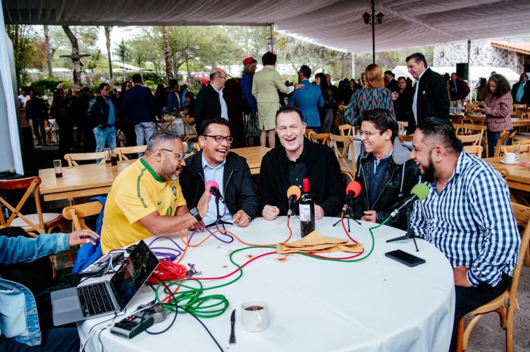 Gobernador de Querétaro reconoce labor de medios de comunicación
