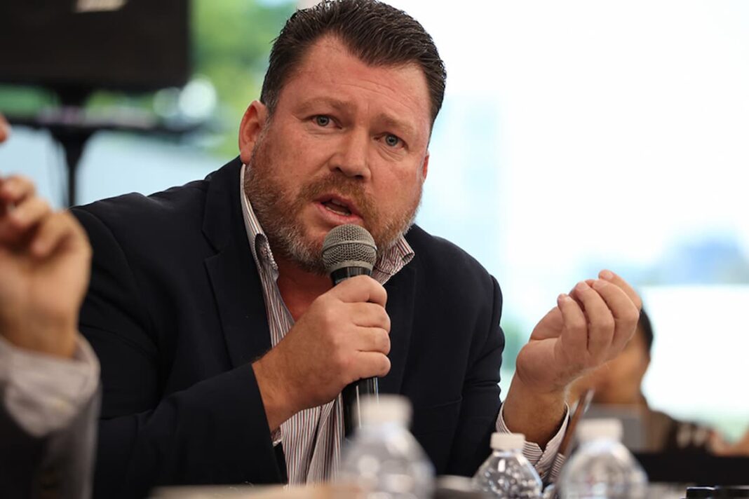 Grupo parlamentario de Morena analiza el proyecto 