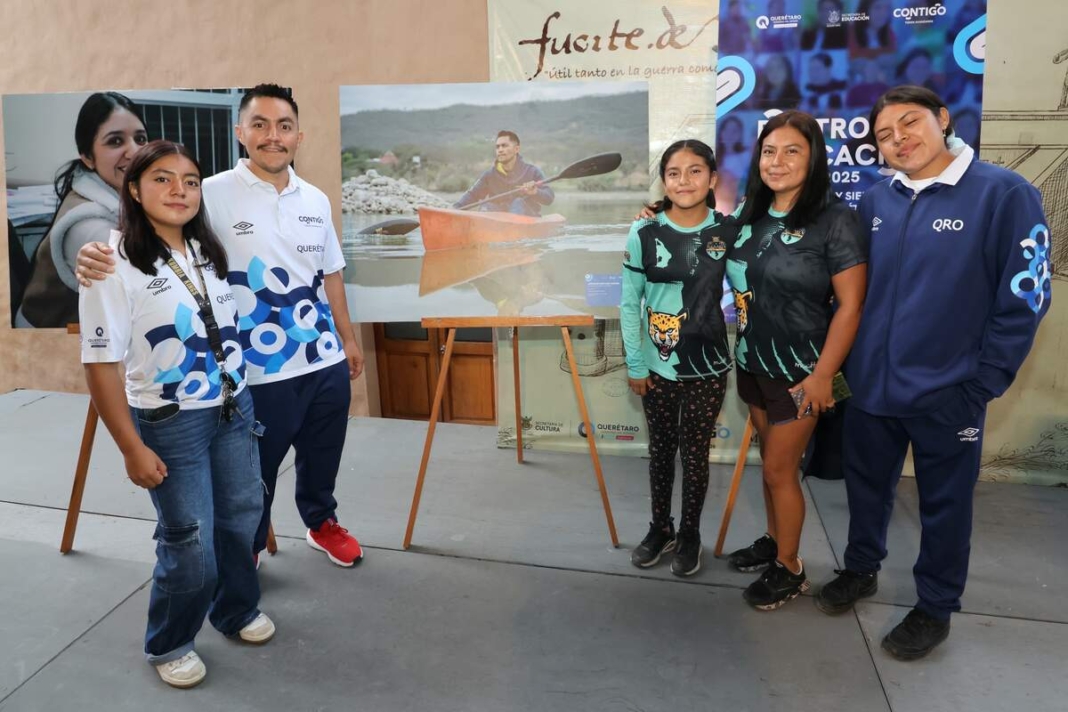 Homenajean a docentes de la Sierra Gorda y Semidesierto en Jalpan