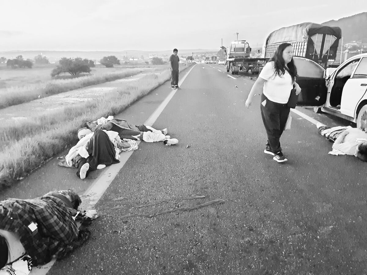 Choque en la México-Querétaro deja a 5 con impresionantes lesiones