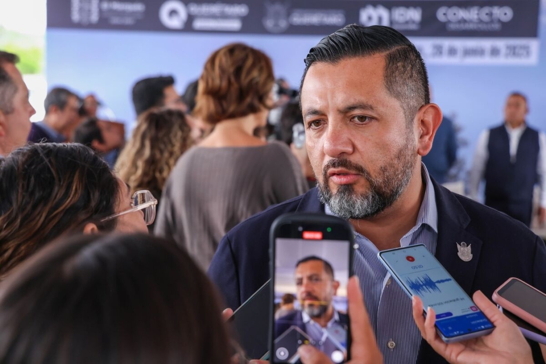 Carlos Alcaraz asume enlace de Tren México-Querétaro; deja Secretaría de Gobierno