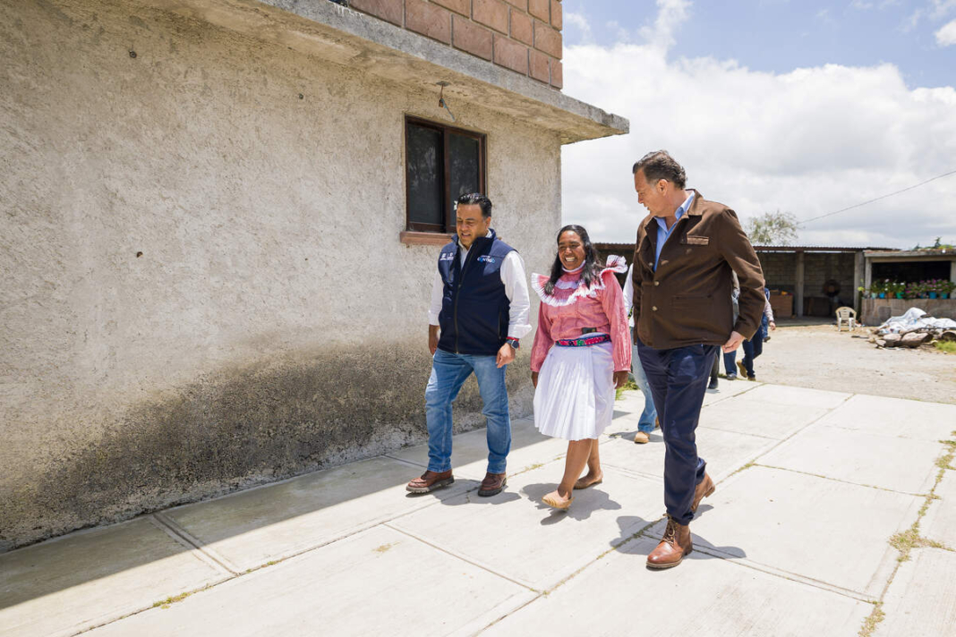 Mauricio Kuri y SEDESOQ entregan despensa 40 mil del programa 