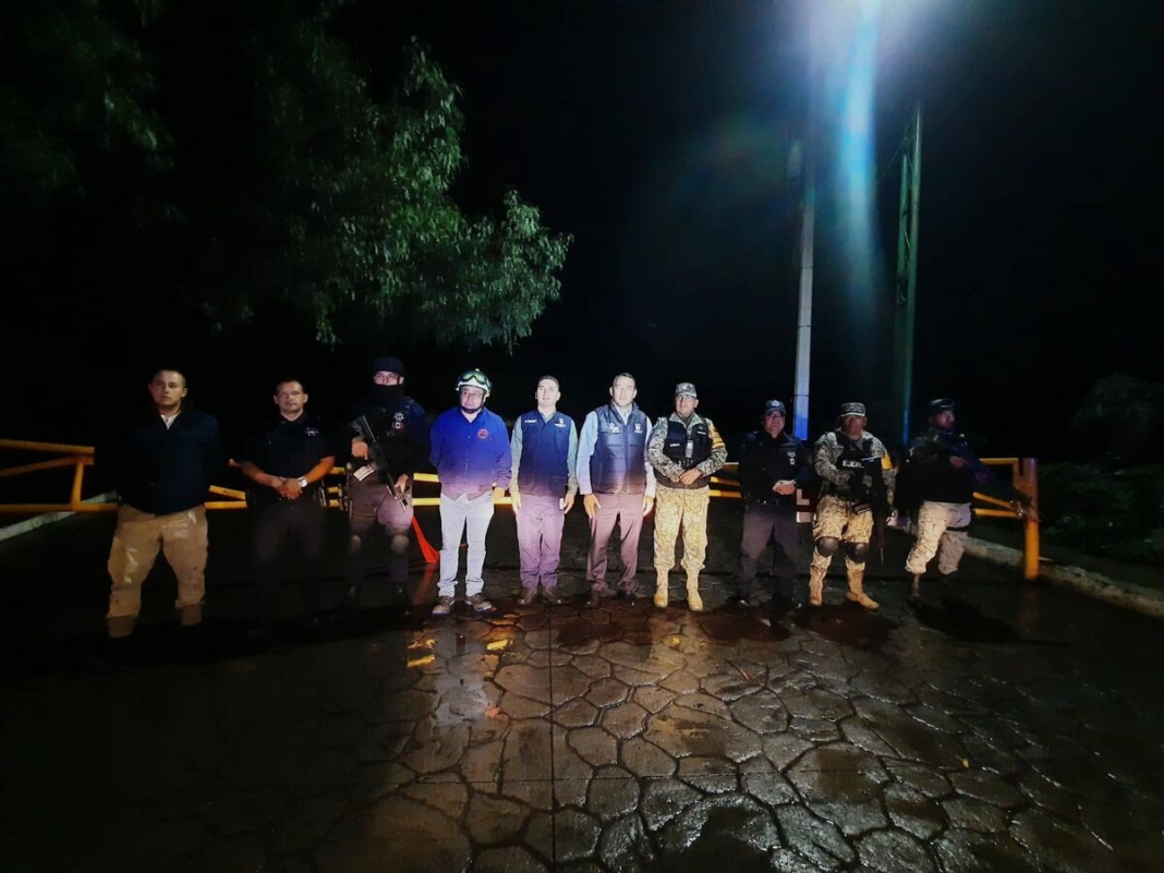 Operativo de seguridad en San Juan del Río por crecida del río
