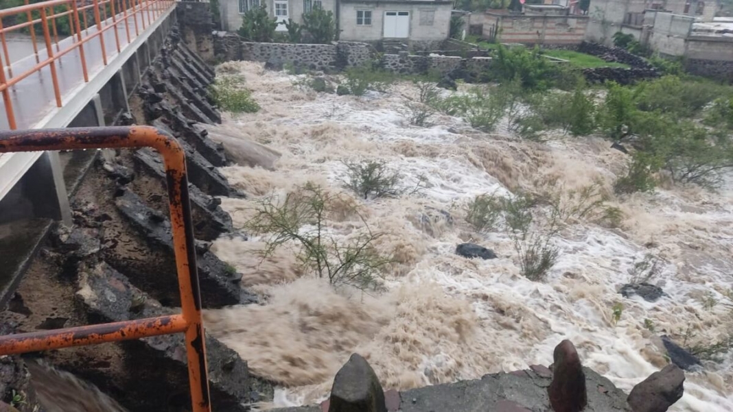 Pedro Escobedo en alerta permanente por lluvias intensas