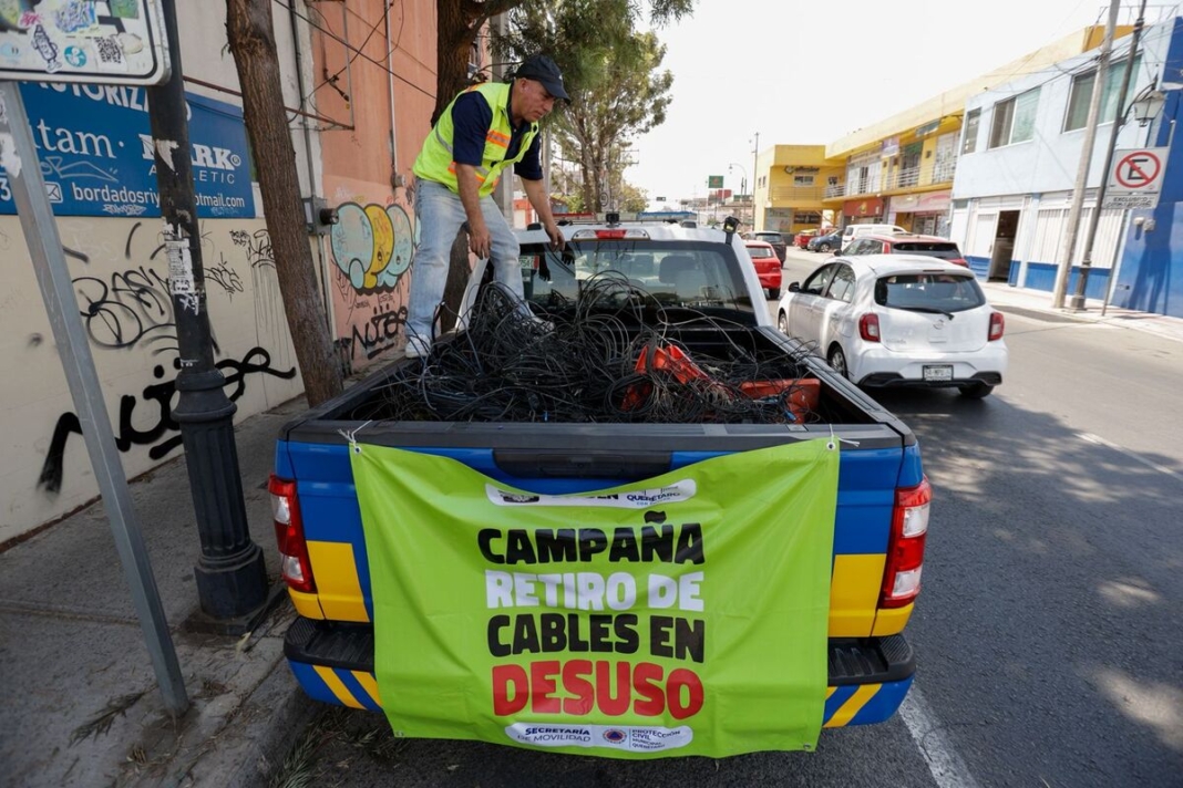 Querétaro y Empresas Retiran Cableado en Desuso para Mejorar Imagen Urbana