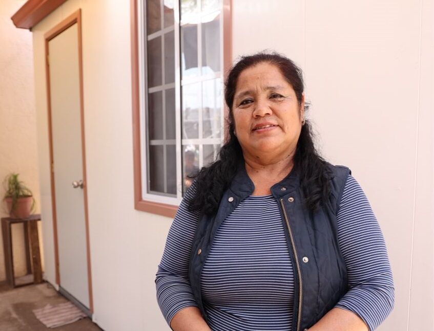 SEDESOQ entrega cuartos adicionales para combatir hacinamiento