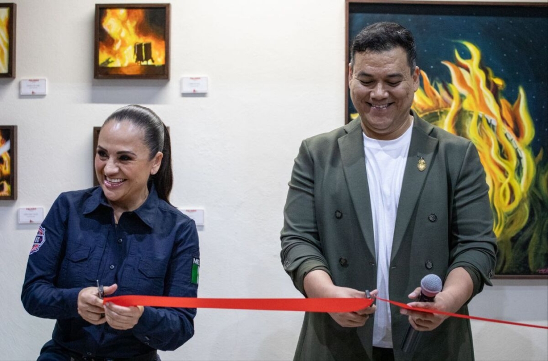 Inauguran exposición pictórica en la Estación Central de Bomberos de San Juan del Río