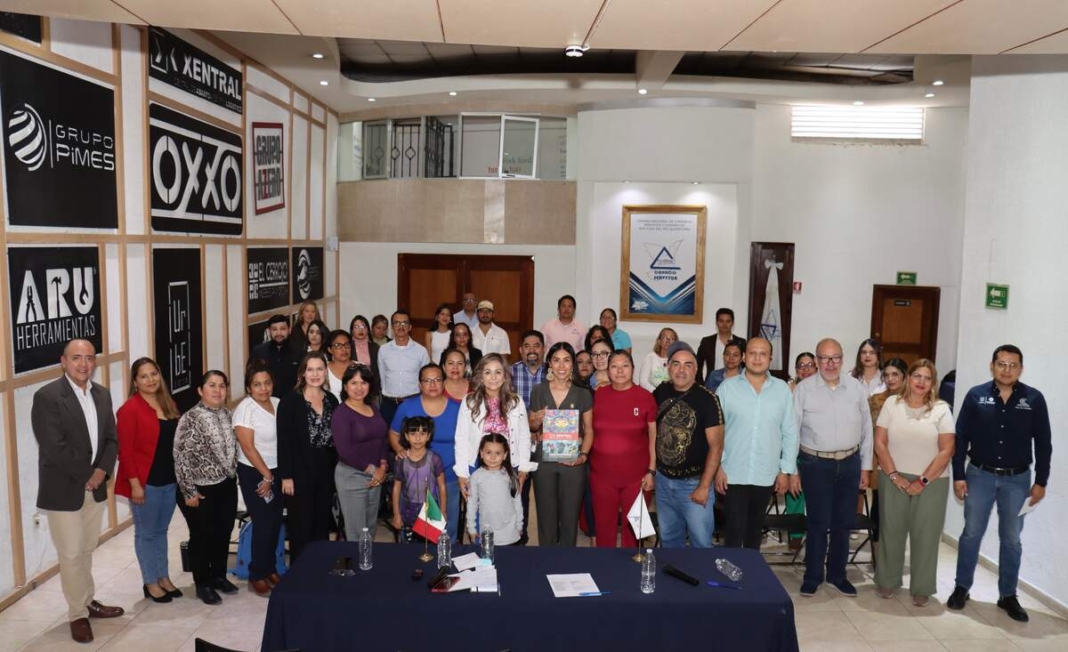 Secretaría del Trabajo colabora con CANACO SERVYTUR San Juan del Río