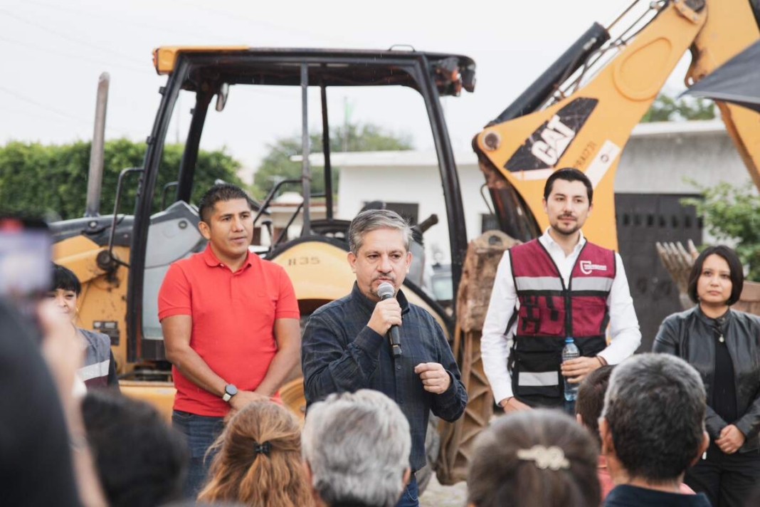 Dan arranque a obra de construcción de red de drenaje en La Trinidad, Tequisquiapan