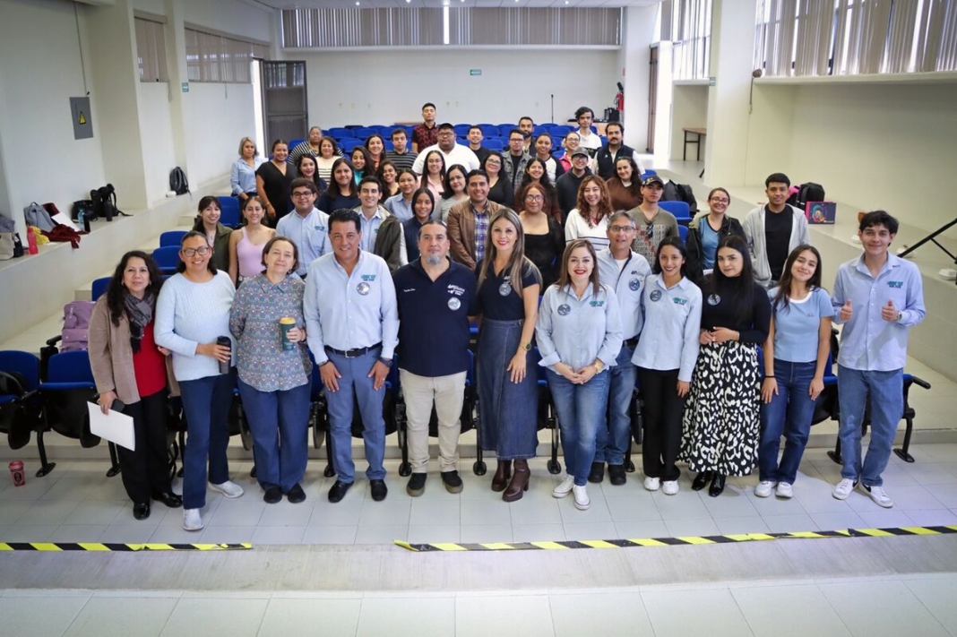 Reconoce UTSJR a los mejores docentes de su Centro de Idiomas