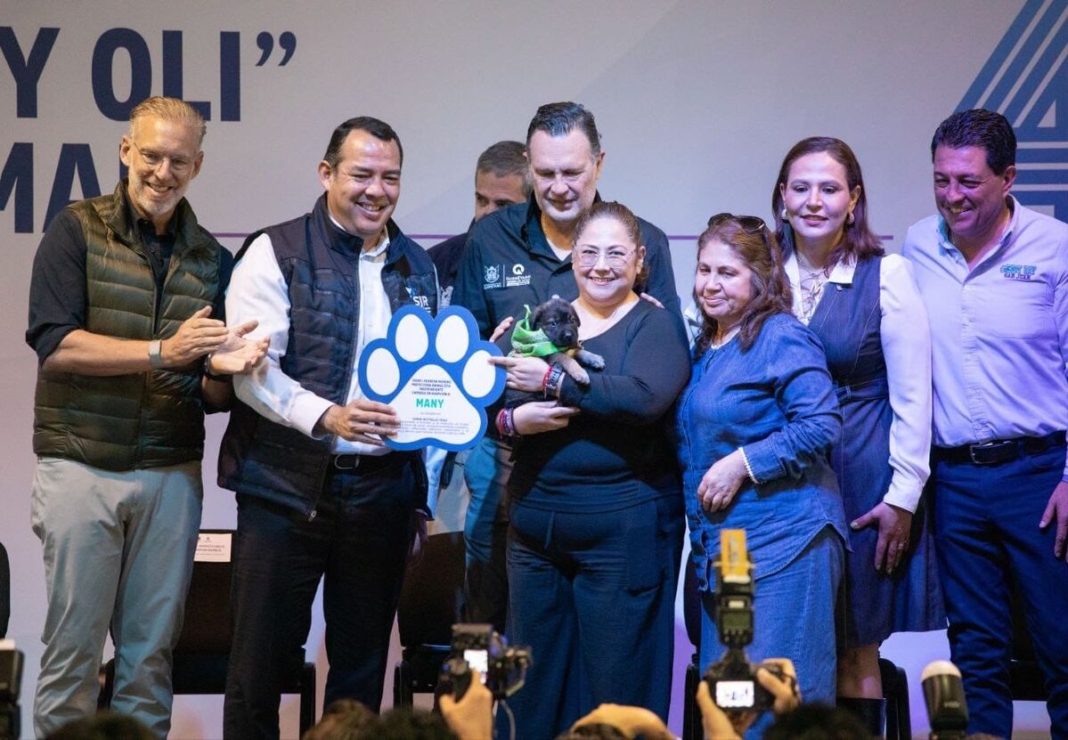 Con 2.7 toneladas de croquetas, comunidad de la UTSJR muestra su compromiso con el bienestar animal