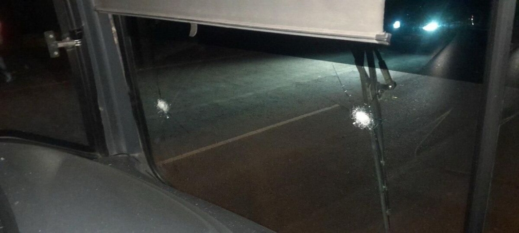Autobús de la ruta C52 fue agredido con balines Autobús de la ruta C52 fue agredido con balines