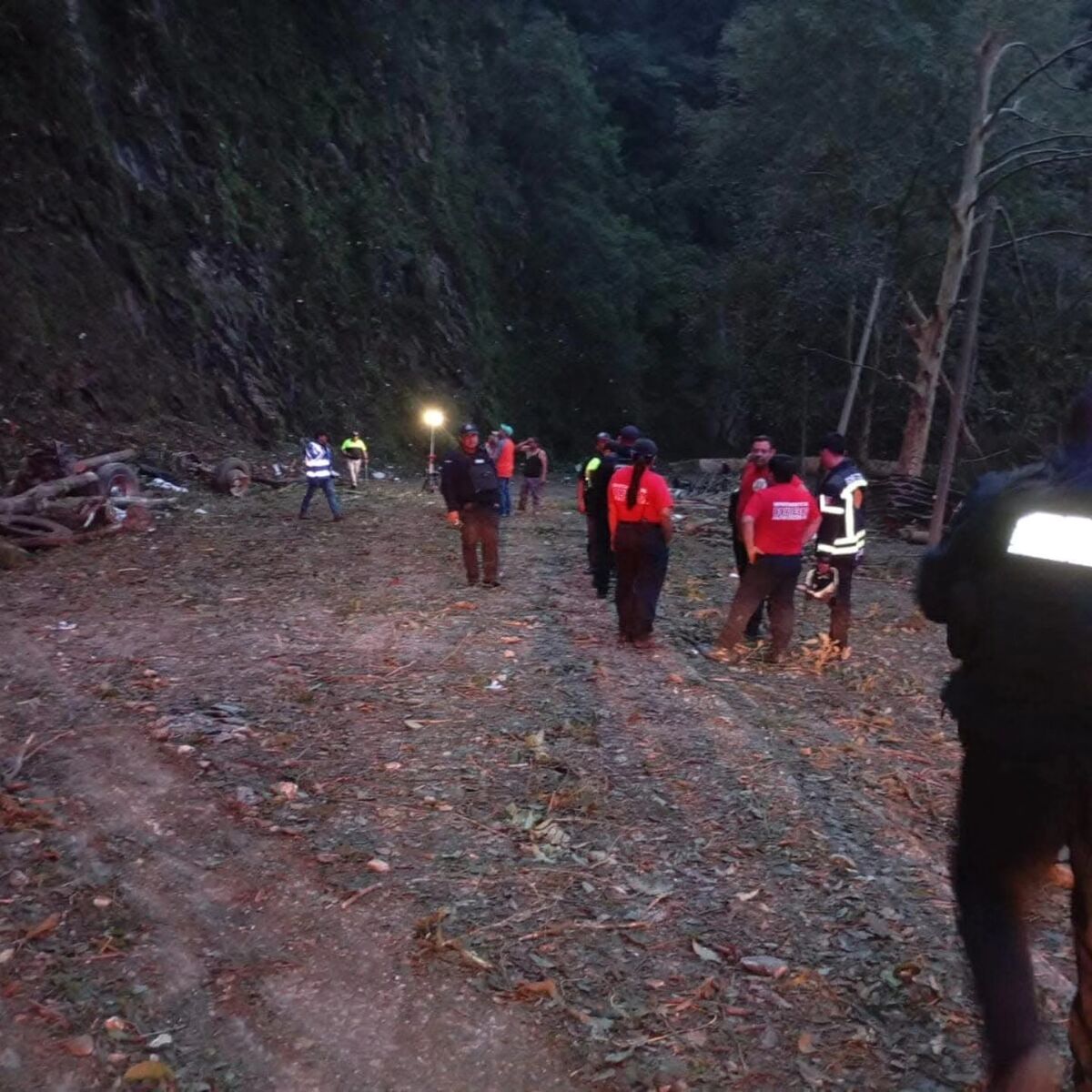 Explota pipa de gas en Pinal de Amoles, Querétaro; evacuan 4 comunidades