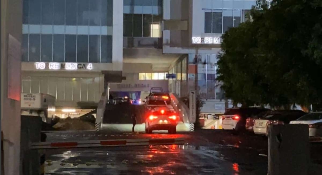 Jovencita de 17 años fallece tras lanzarse de un quinto piso en la capital queretana