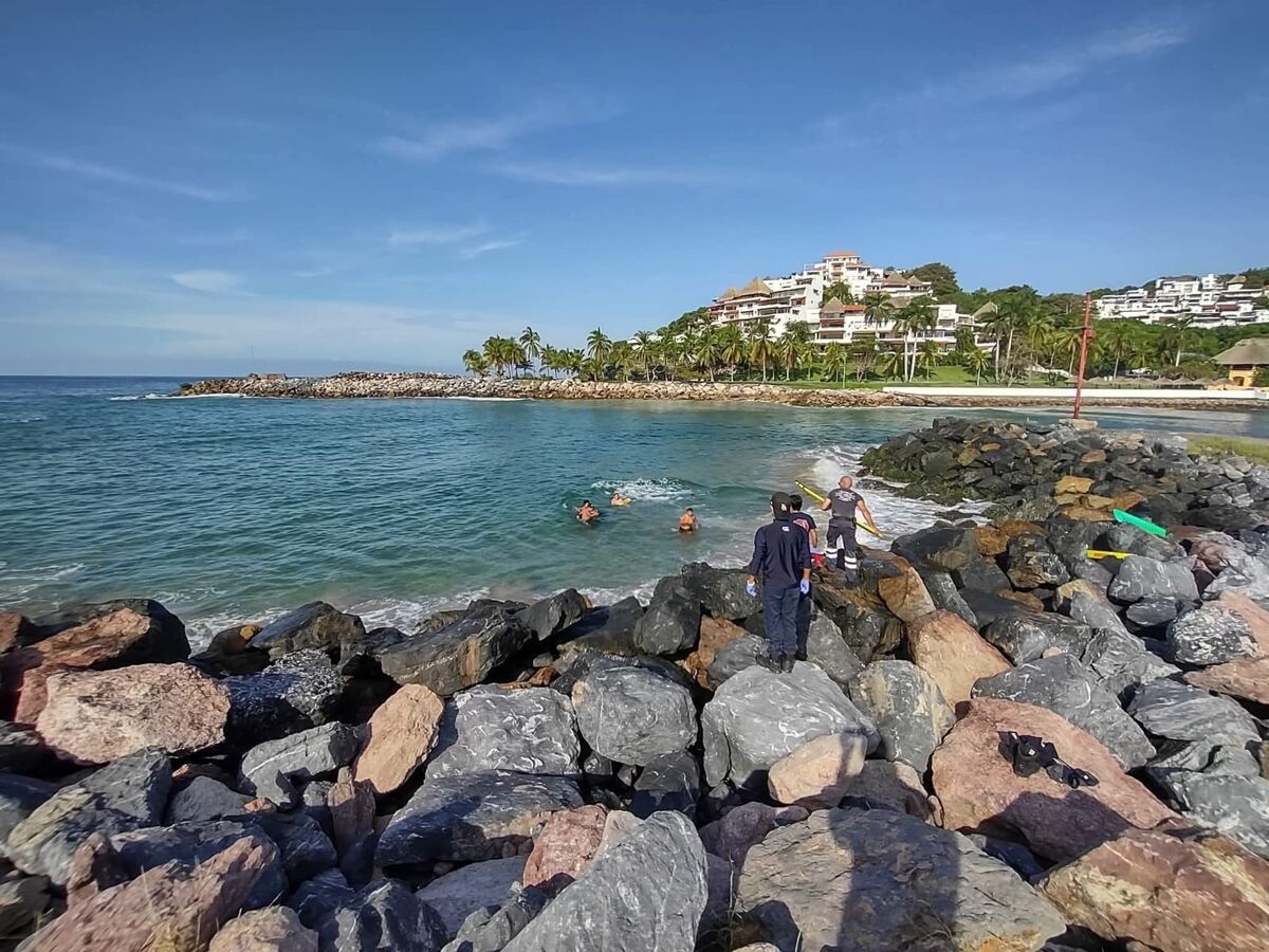 Padre e hijo mueren ahogados en Ixtapa; eran originarios de San Juan del Río