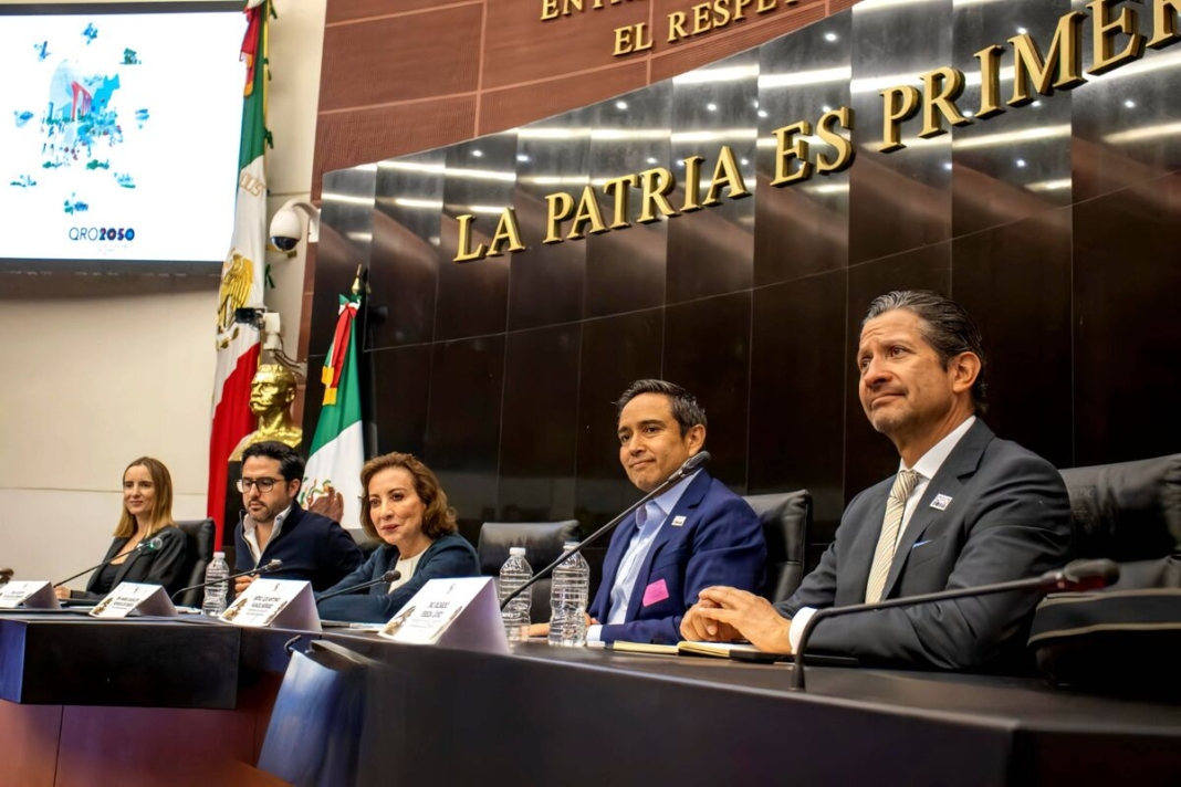 Querétaro presenta su visión de futuro ante el Senado de la República