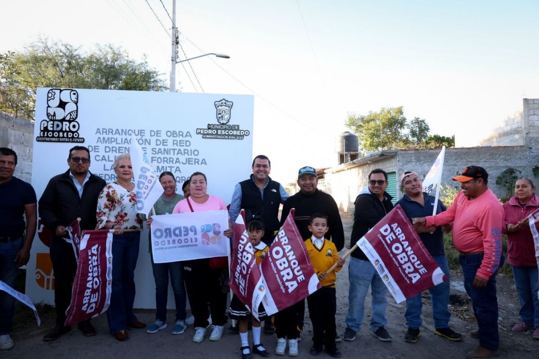 Arrancan obras de drenaje en La D Chalmita y agua potable en Ajuchitlancito, Pedro Escobedo