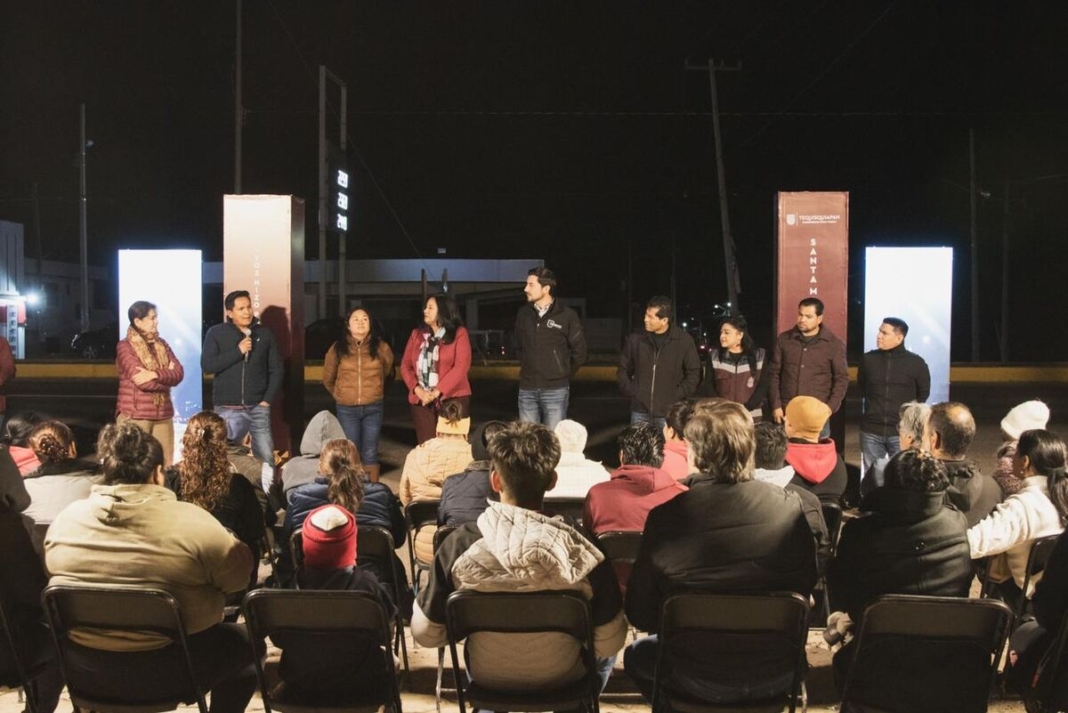 Entregan obra de alumbrado público en Santa María del Camino, Tequisquiapan