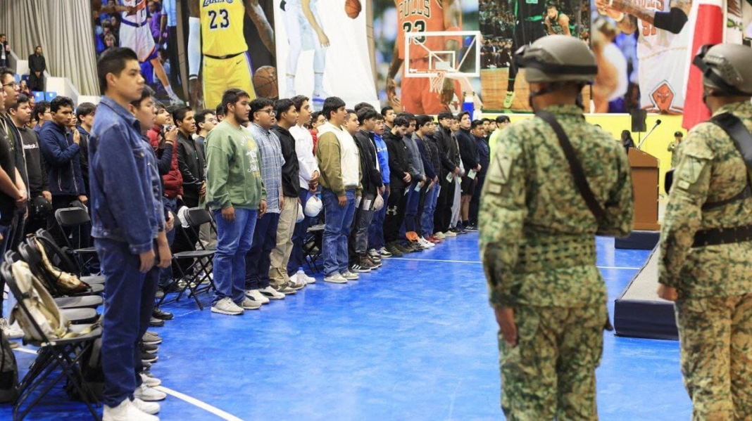 Más de 500 jóvenes participaron en el Sorteo Anual Militar 2025 de San Juan del Río