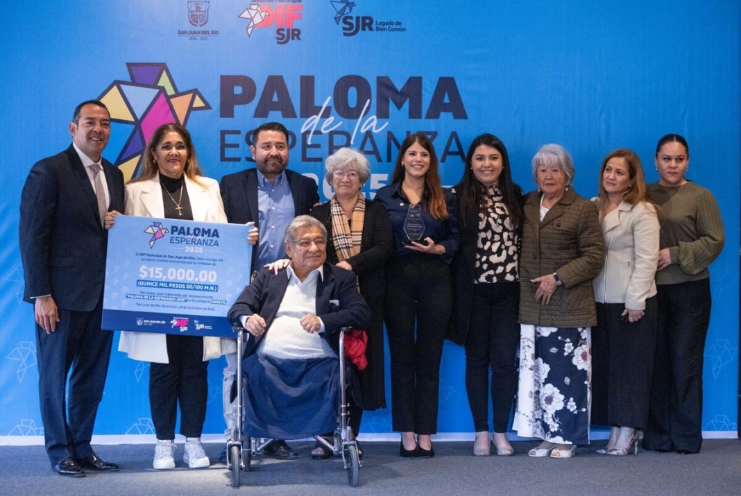 Gina Sánchez y Roberto Cabrera entregan la “Paloma de la Esperanza 2025”