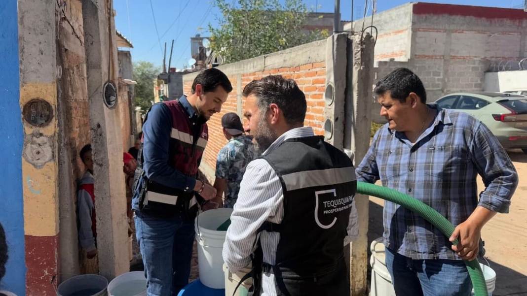 Municipio de Tequisquiapan brinda apoyo con agua potable, ante falla de pozo #2