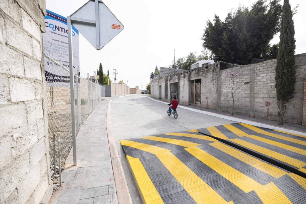 Entrega Mauricio Kuri obras sociales y deportivas en Huimilpan por más de 7 mdp