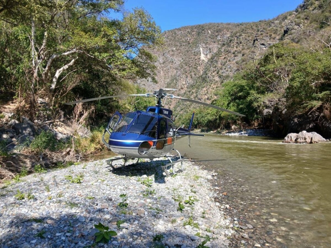 Extraen con helicóptero a un hombre tras caer a cañón del Río Moctezuma