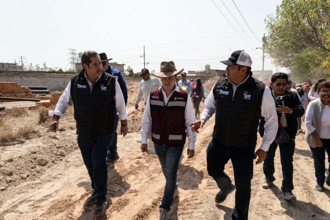 Gobierno Municipal, JAPAM y CONAGUA supervisan obra de drenaje sanitario en Nuevo San Antonio