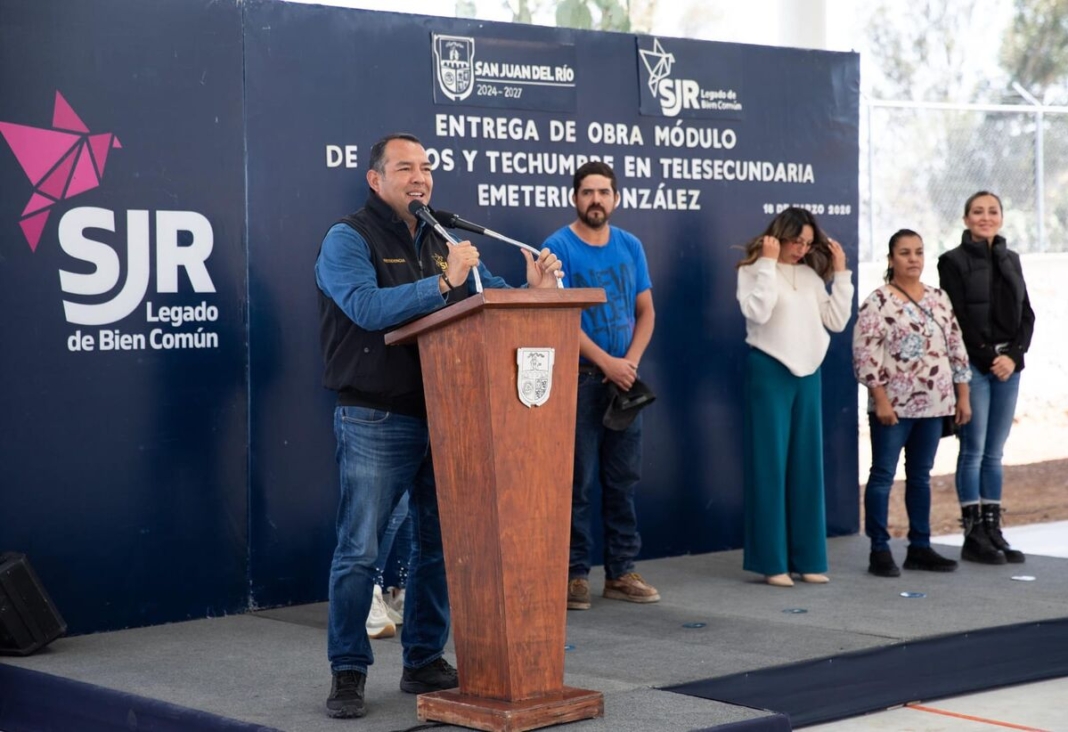 Municipio de San Juan del Río invirtió 18 mdp durante 2025 en obras para nueve escuelas
