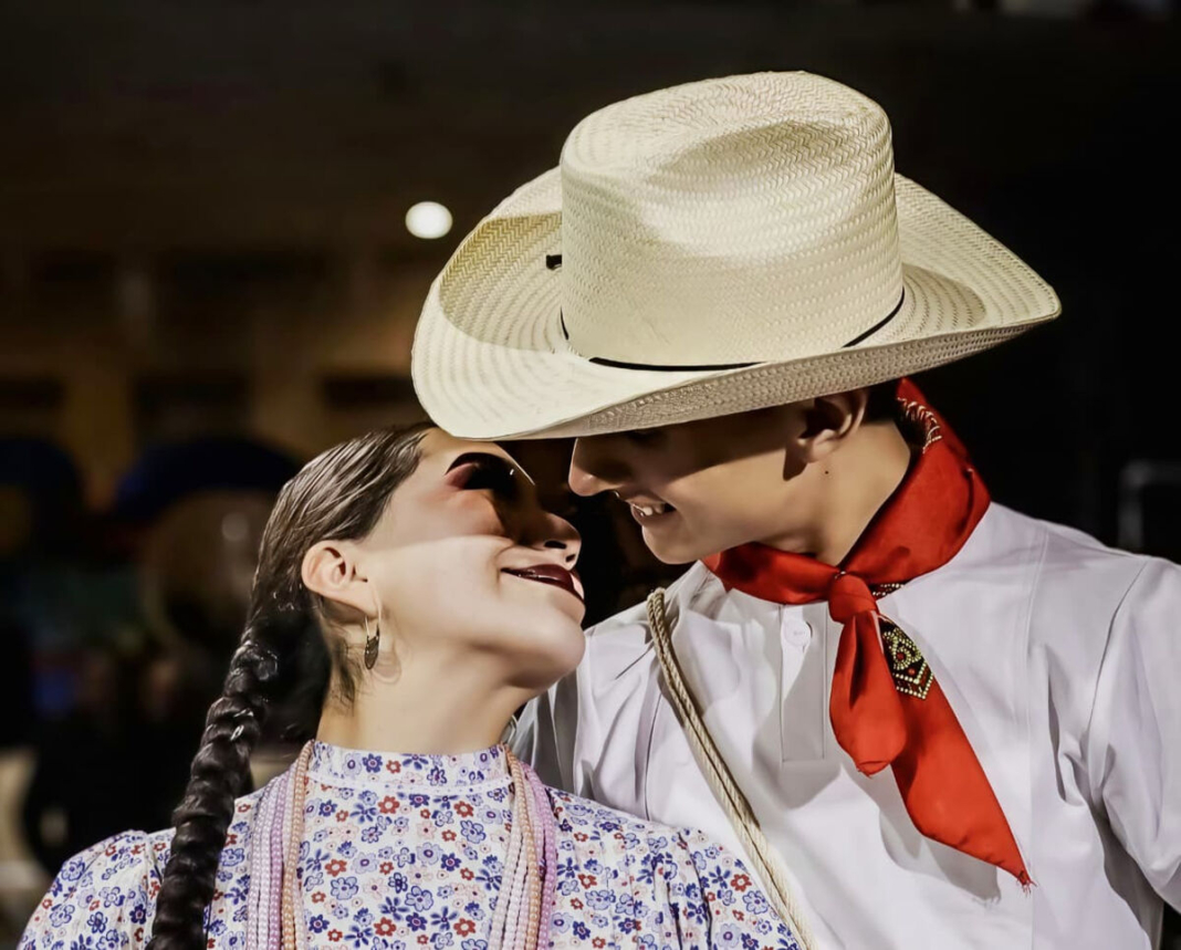 Triunfa estudiante de la UAQ en Concurso Nacional de Huapango