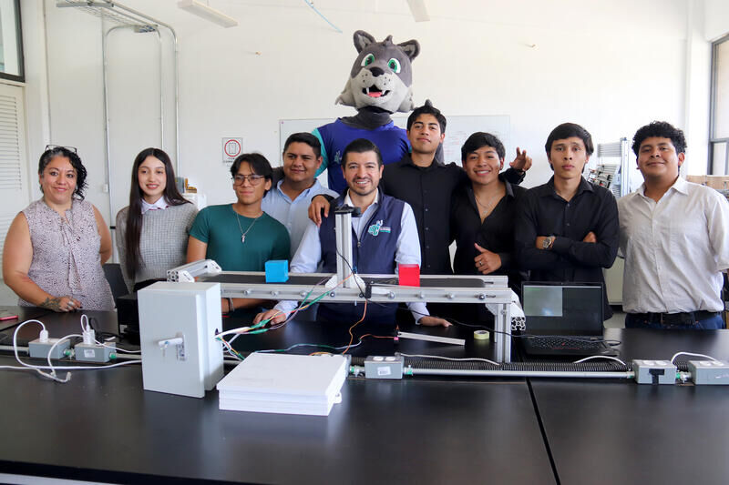 Estudiantes de la UTC desarrollan proyectos tecnológicos con aplicación industrial