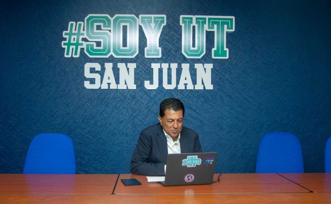 Entrega UT San Juan certificados a tercera generación del Diplomado SAP