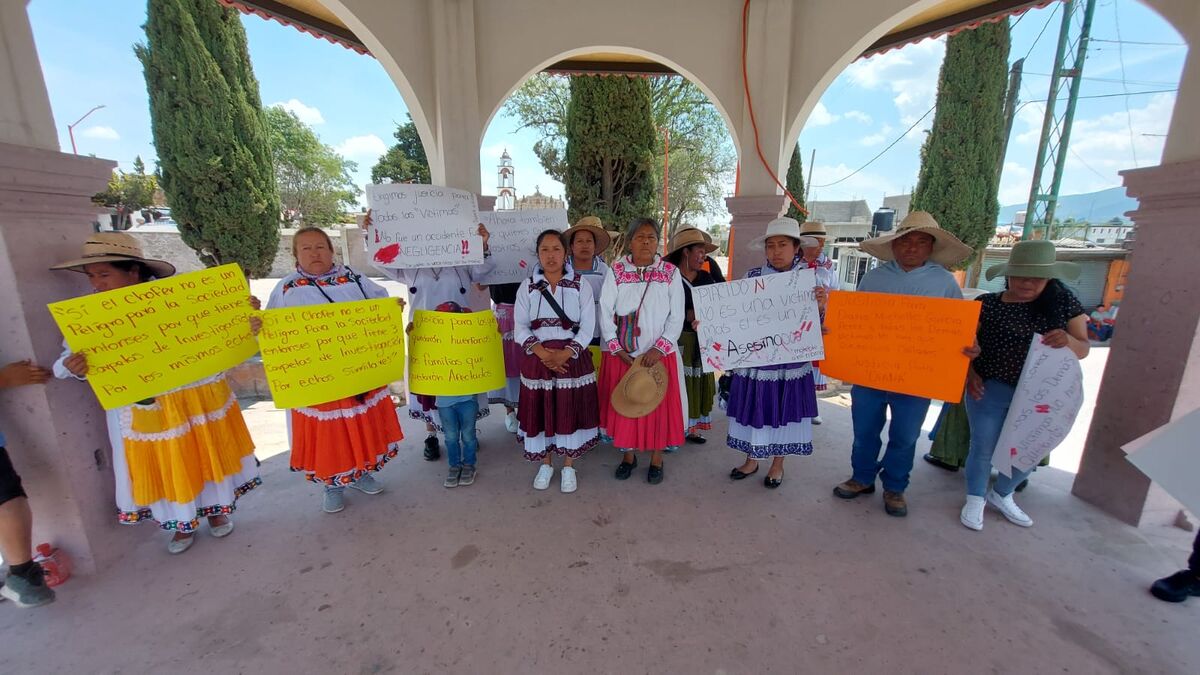 ¿Por qué el chófer del autobús Amealcenses está libre? Afectados exigen justicia