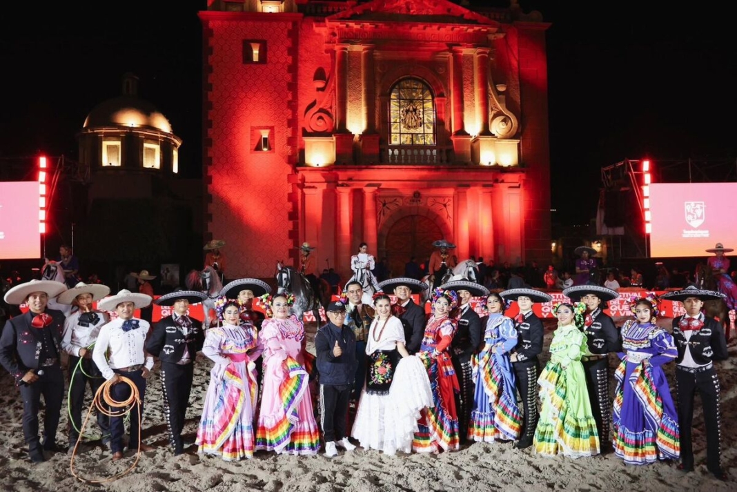 Cautiva show ecuestre 'Mexicanísimo' a cientos de asistentes en el Festival del Queso y Vino