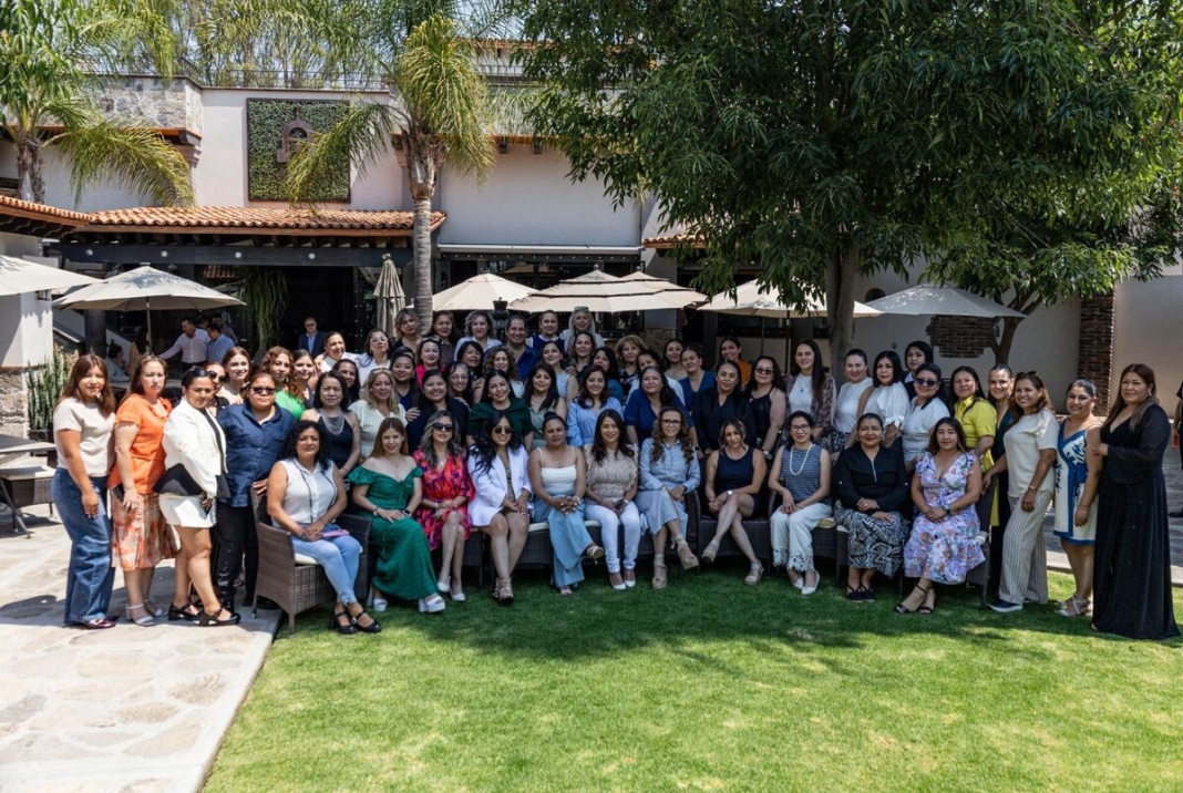 Reconoce y celebra JAPAM a las mamás que fortalecen a la institución y a las familias sanjuanenses