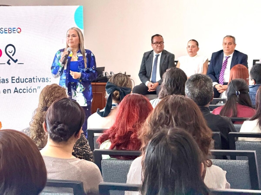 Encabeza USEBEQ foro estatal sobre familia y humanismo para la educación básica