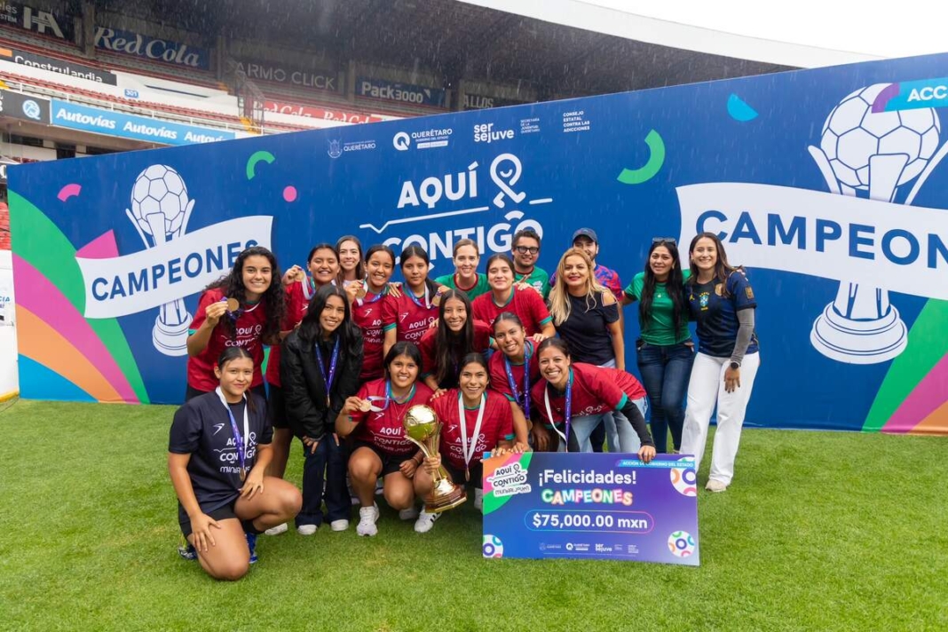 Encabeza Virginia Hernández premiación del torneo de fútbol organizado por SEJUVE