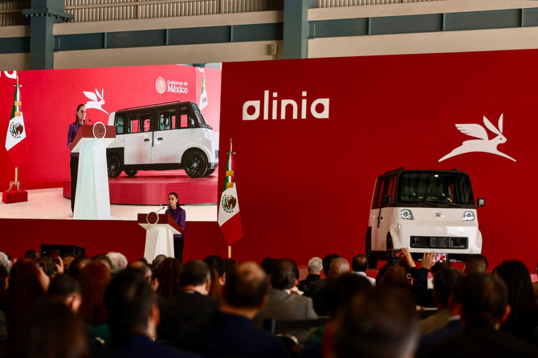 Olinia es movimiento y transformación: presidenta Sheinbaum presenta primer vehículo eléctrico mexicano