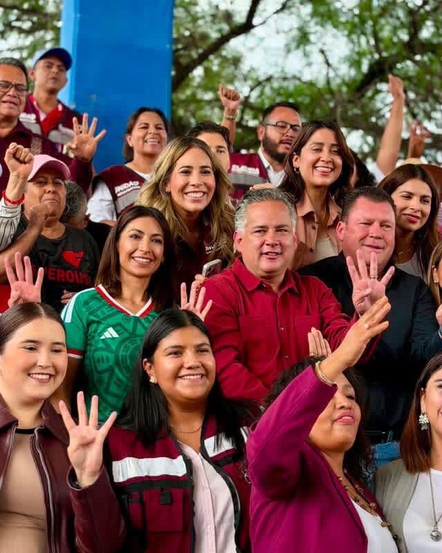 Reúne Santiago Nieto a más de mil 500 simpatizantes en San Juan del Río; busca coordinar la 4T