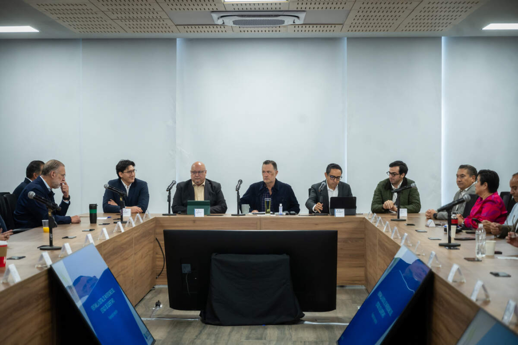 Querétaro estandariza trámites de construcción e inicio de operaciones de empresas con plataforma única