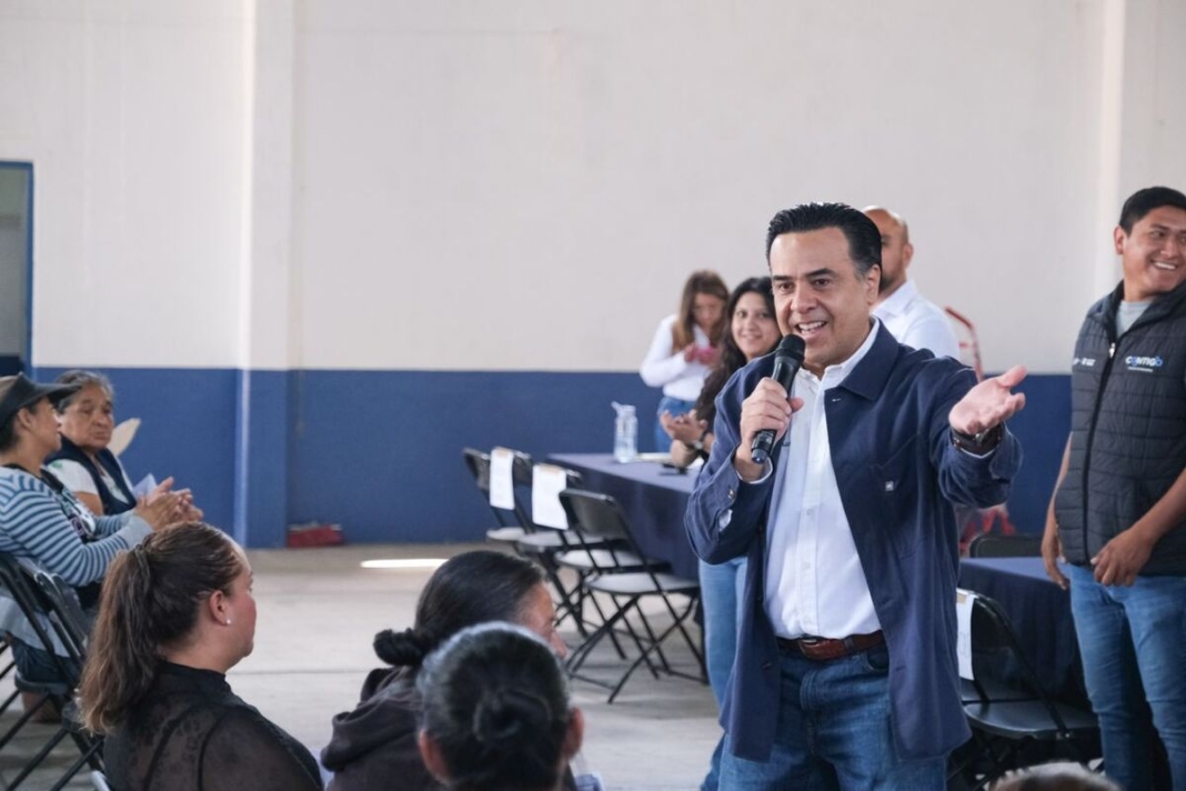 SEDESOQ entrega apoyos de Coinversión Social en Pedro Escobedo