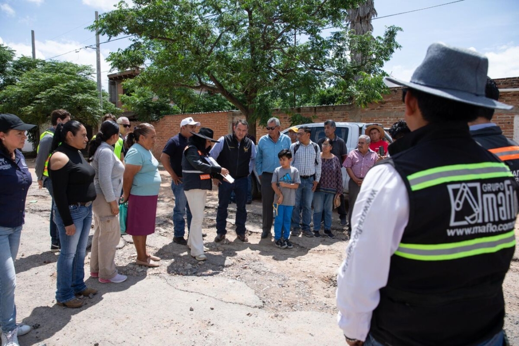 Arranca rehabilitación de calle Hacienda de Torrecillas en La Llave