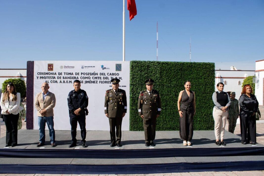 Rinde protesta el coronel Jorge Jiménez Flores como comandante del 7/o. Regimiento Mecanizado La Llave