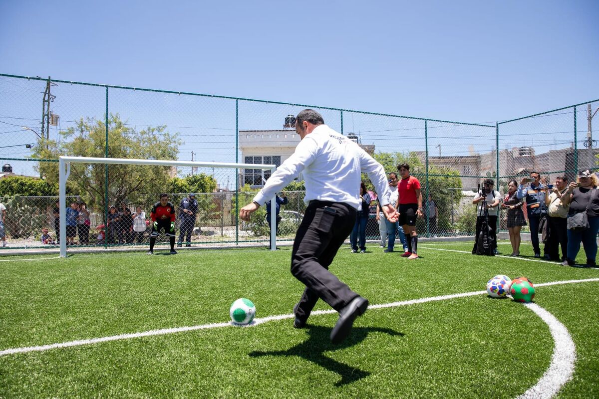 Inauguran en San Juan del Río las primeras canchas del proyecto "Mundial Social 2026"