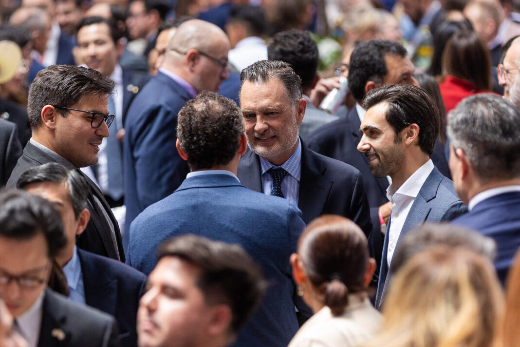 Mauricio Kuri asiste a ceremonia por los 250 años de independencia de EE.UU.